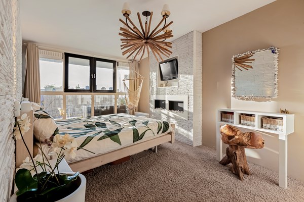 Medium property photo - Van Hallstraat 695, 1051 HG Amsterdam
